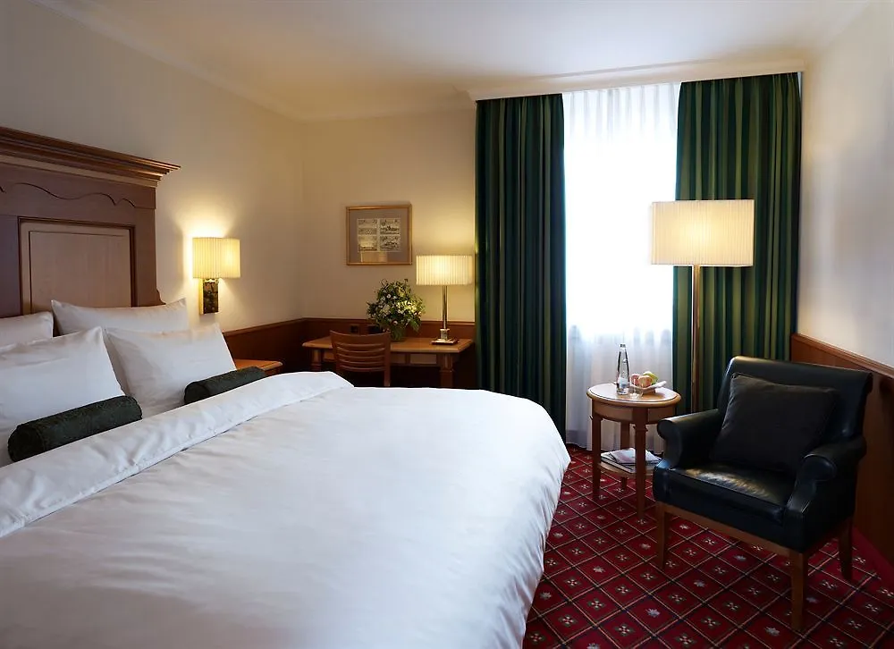 Platzl Hotel Munich 4*,